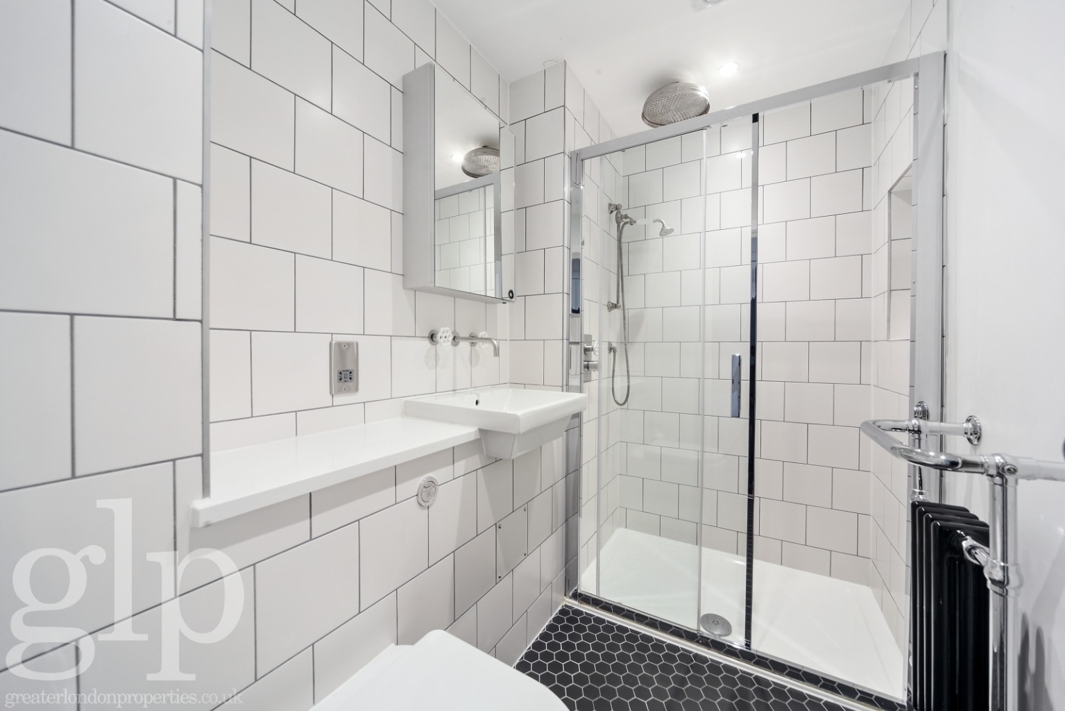 1 Bedroom Apartment, Charlotte Street, Fitzrovia, W1T