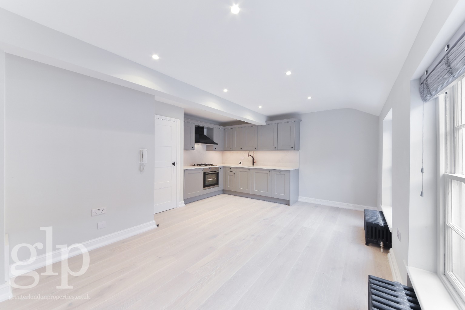 1 Bedroom Apartment, Earlham Street, Covent Garden, WC2H