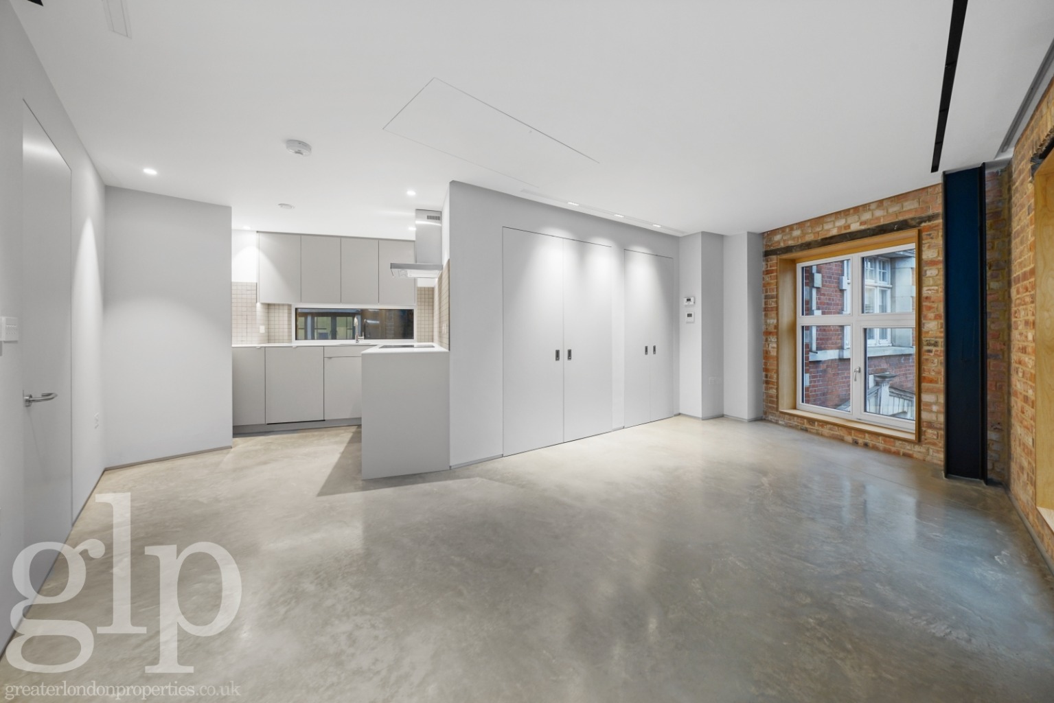 1 Bedroom Apartment, Brewer Street,  Soho, W1F