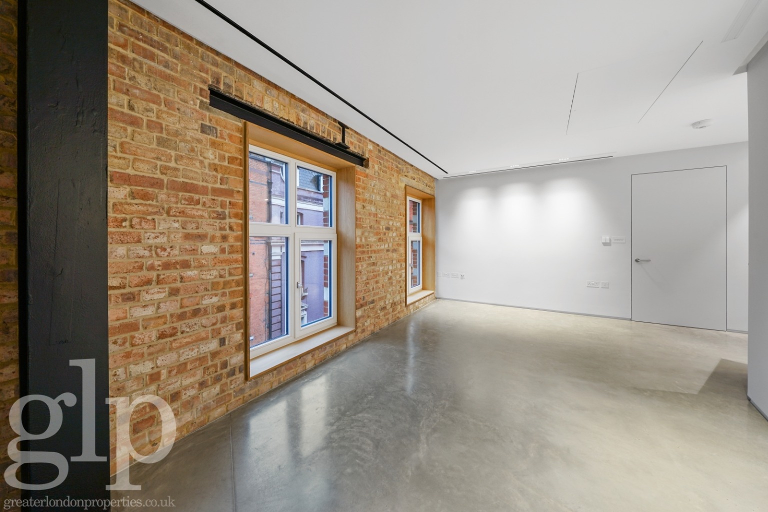 1 Bedroom Apartment, Brewer Street,  Soho, W1F