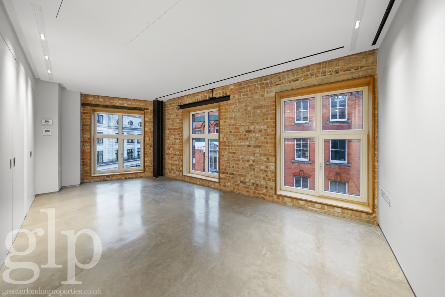 1 Bedroom Apartment, Brewer Street,  Soho, W1F