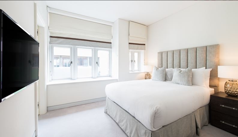 2 Bedroom Apartment, Duke Street, Mayfair, W1K