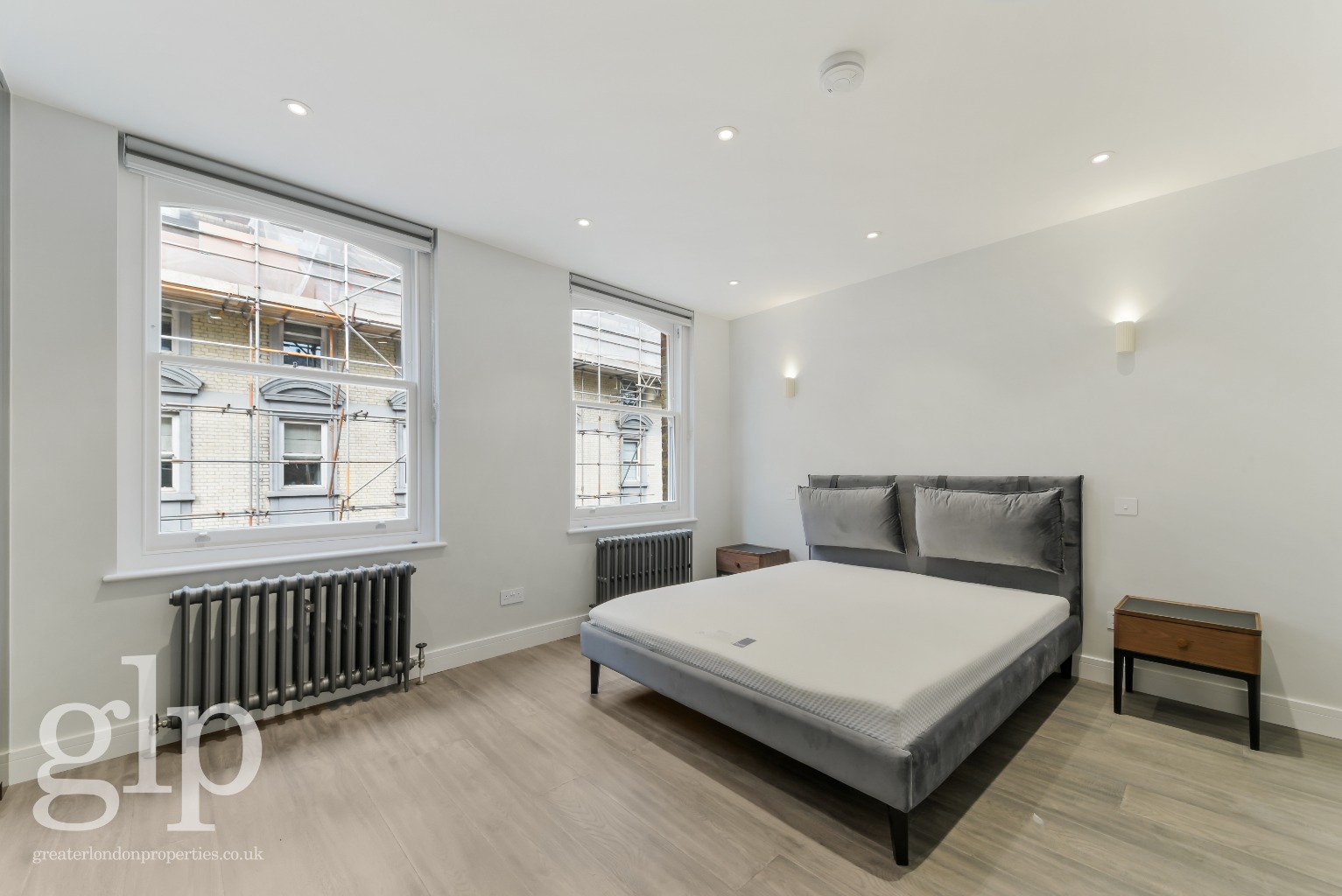 2 Bedroom Town House, Monmouth Street, Covent Garden, WC2H