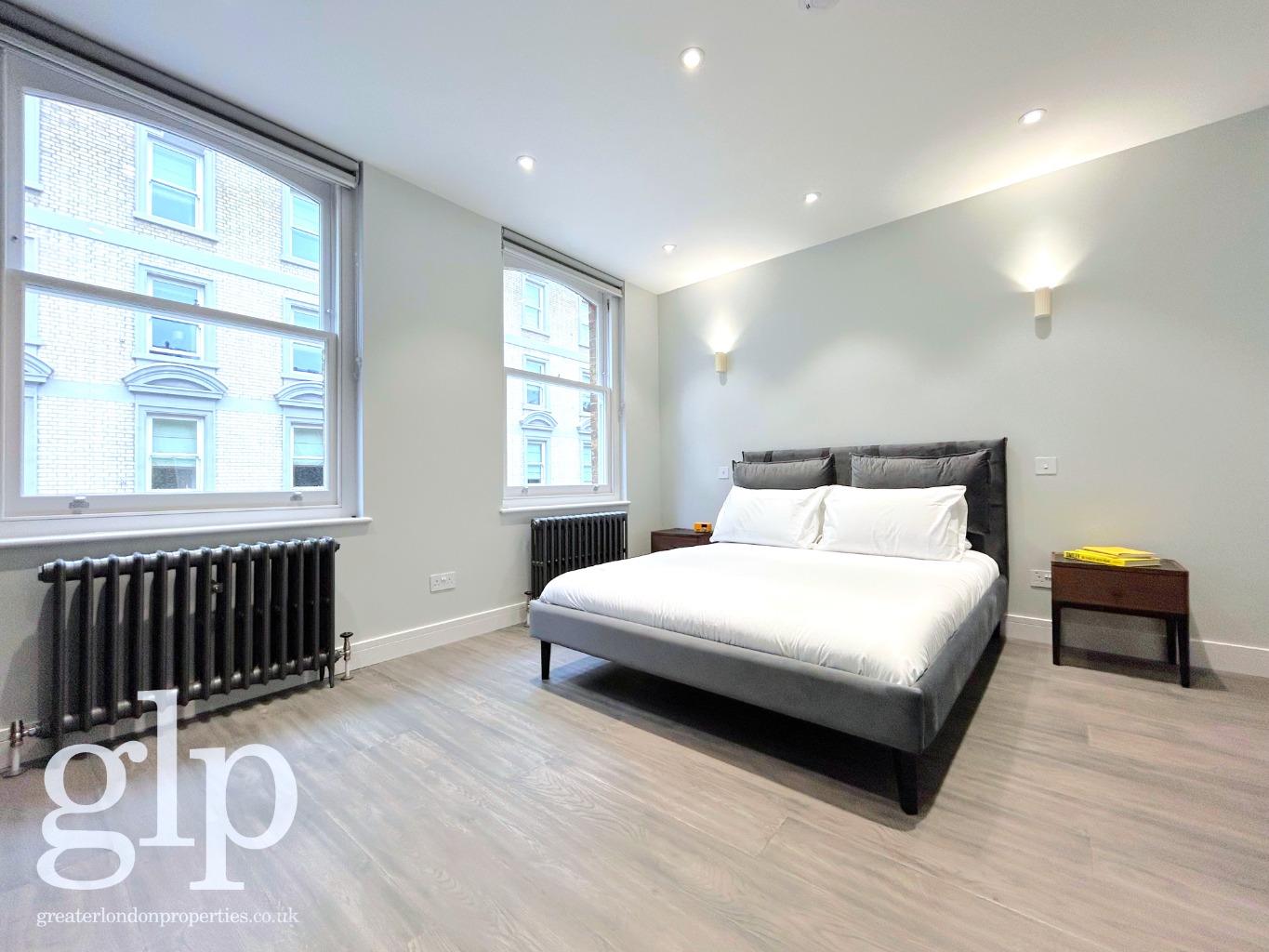 2 Bedroom Town House, Monmouth Street, Covent Garden, WC2H