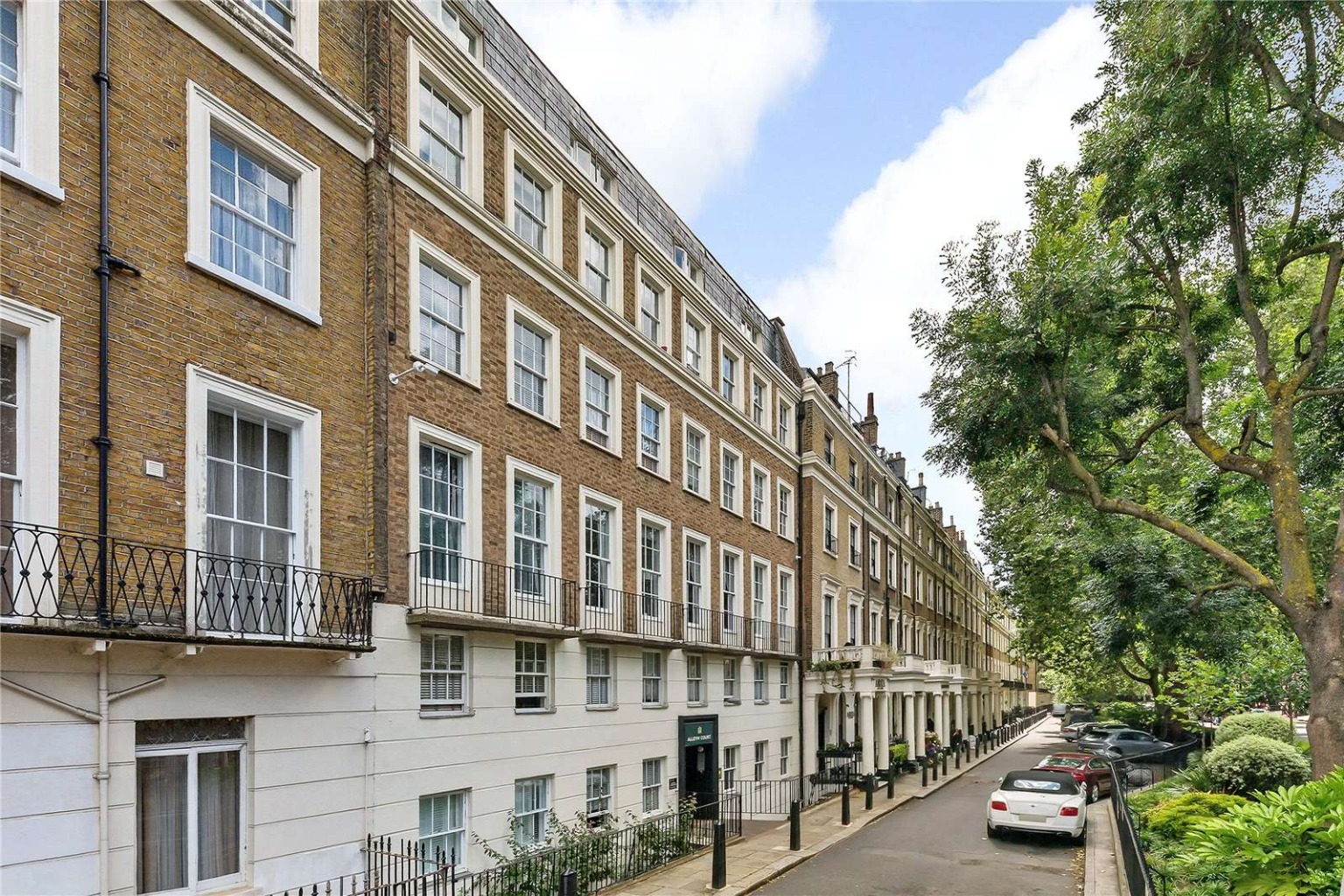 1 Bedroom Apartment, Alleyn Court, Hyde Park,  W2