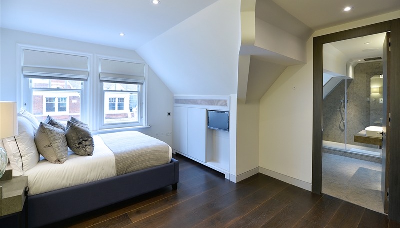 2 Bedroom Apartment, Duke Street, Mayfair, W1K