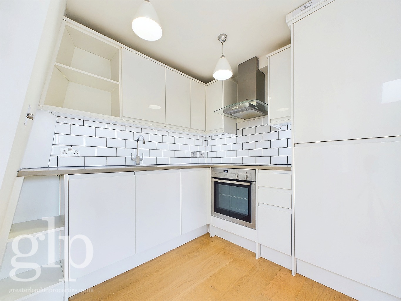 2 Bedroom Apartment, 16A Rupert Street, Soho, W1D