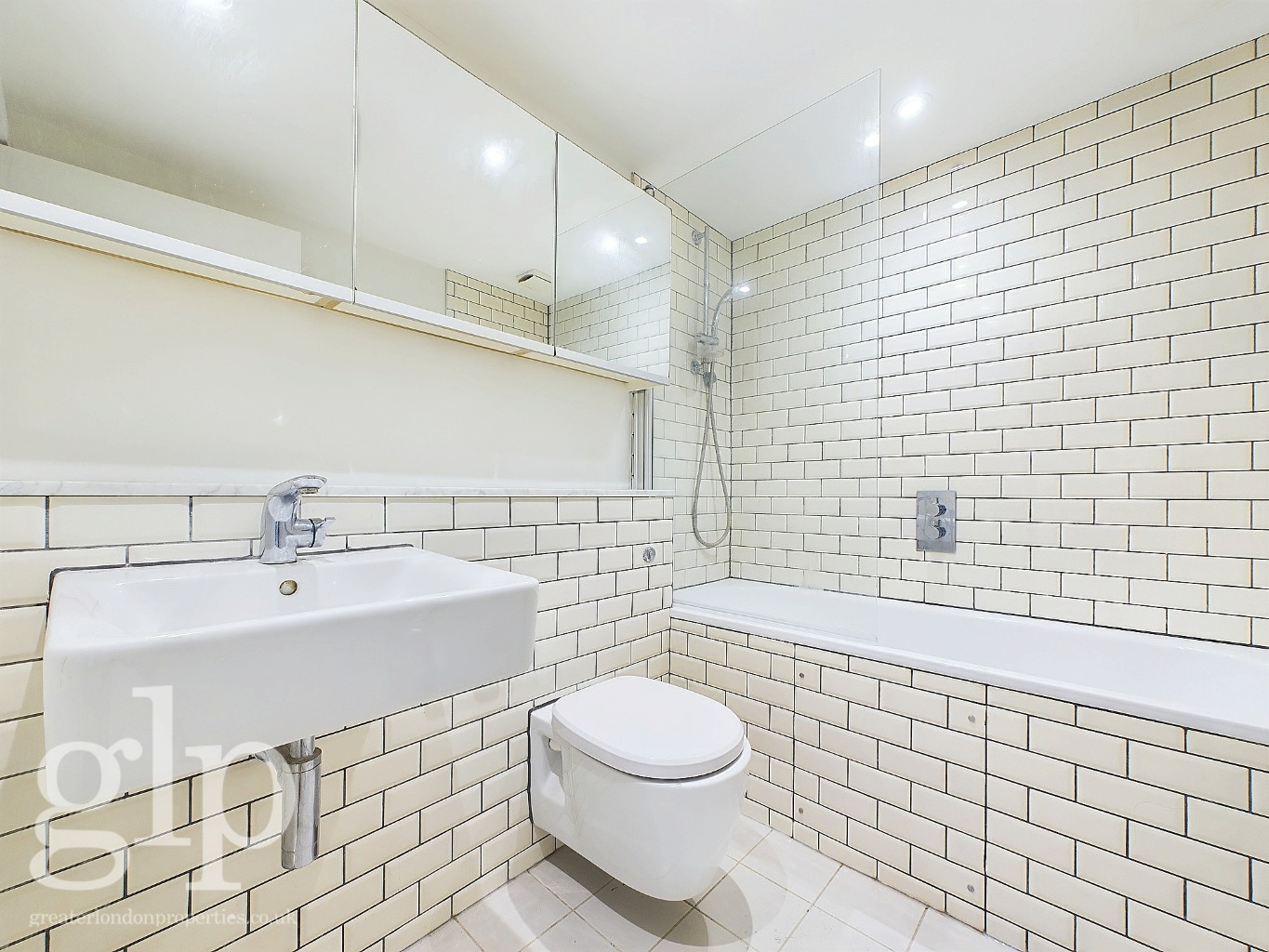 2 Bedroom Apartment, 16A Rupert Street, Soho, W1D