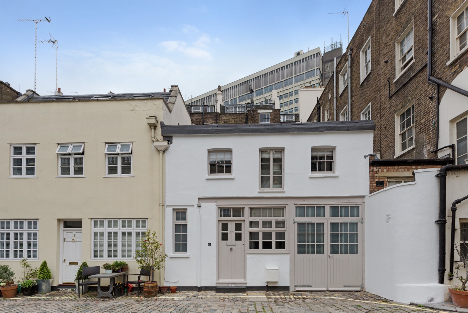 2 Bedroom Mews, Sussex Mews West, Hyde Park, W2