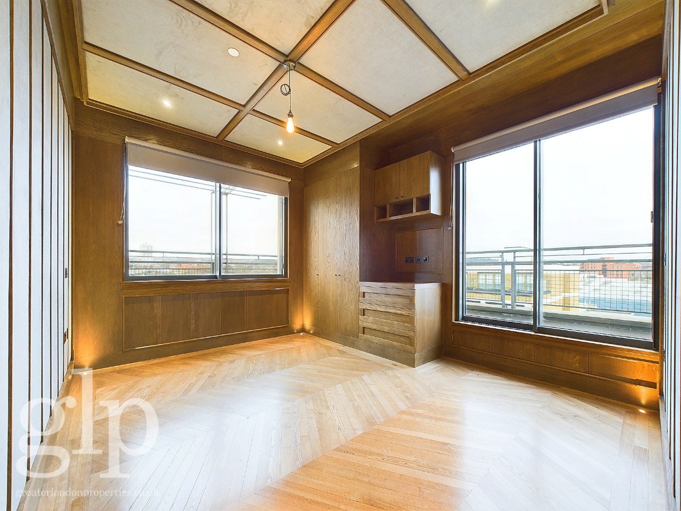 4 卧室顶层公寓, 55 Holmes Road, London, Greater London, NW5 3AN