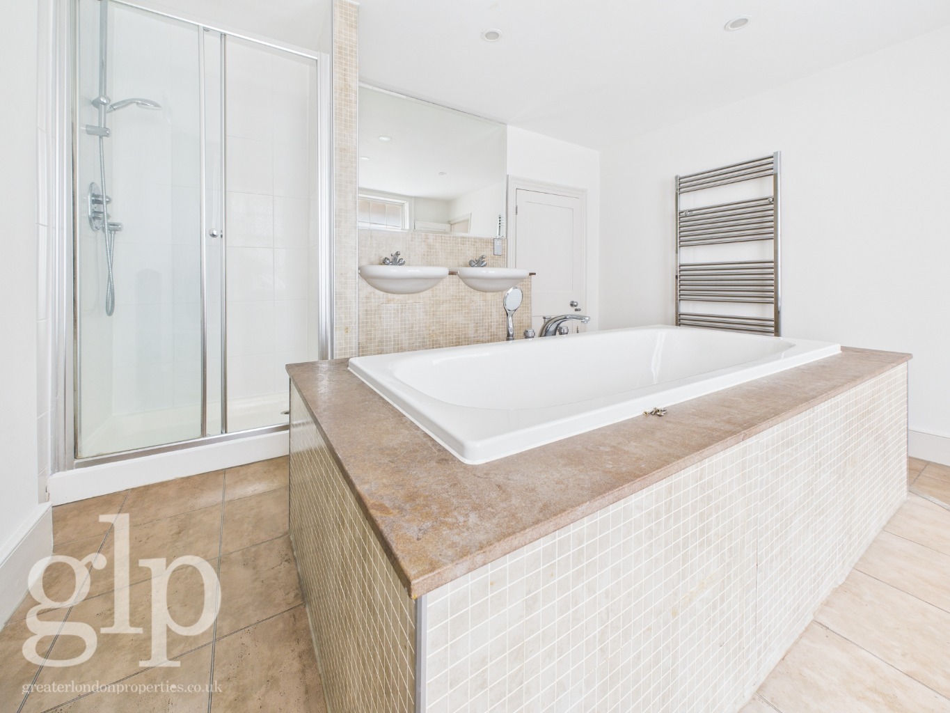 2 Bedroom Apartment, Earlham Street, Covent Garden, WC2H