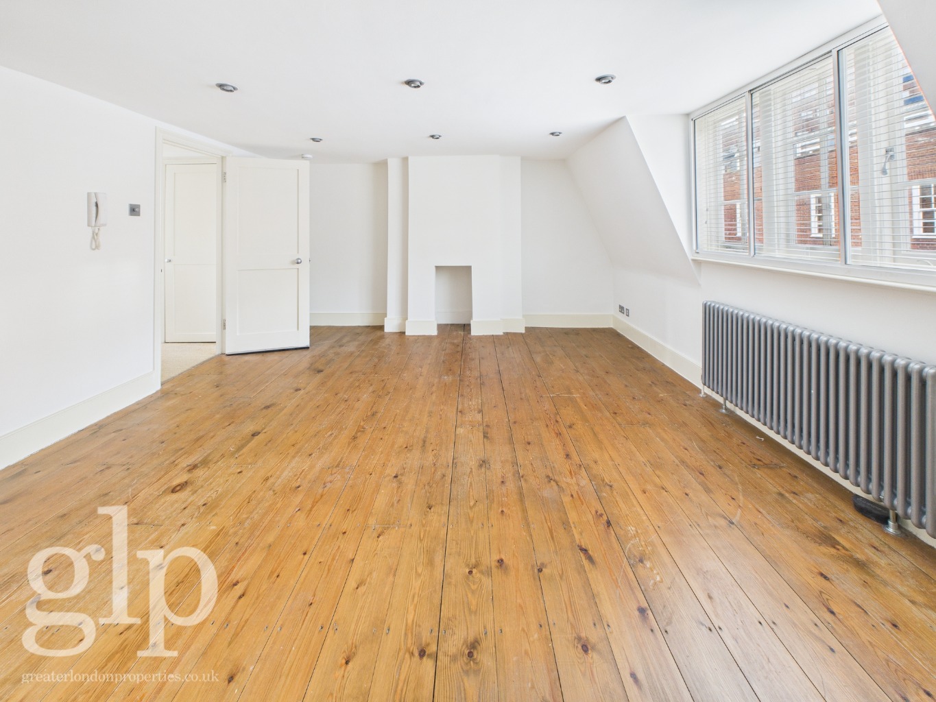 2 Bedroom Apartment, Earlham Street, Covent Garden, WC2H