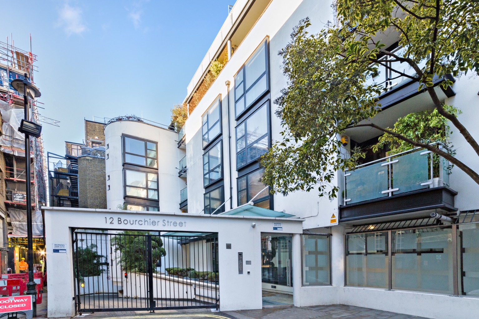 2 Bedroom Flat, Bourchier Street, London, Soho , W1D 4HZ