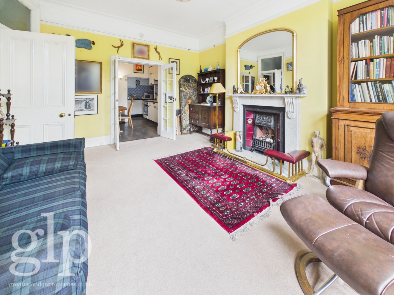 2 Bedroom Flat, Ridgmount Gardens, Bloomsbury, London, WC1E