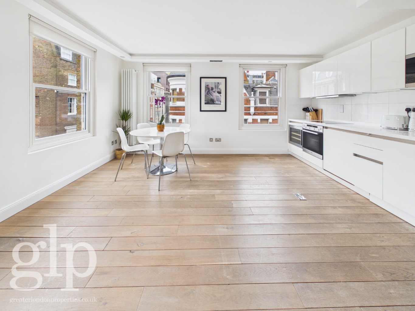 2 Bedroom Flat, Carlisle Street, Soho London, W1D