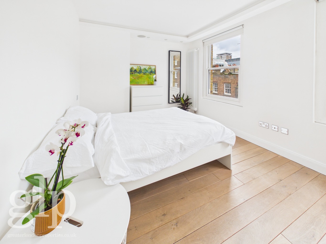2 Bedroom Flat, Carlisle Street, Soho London, W1D