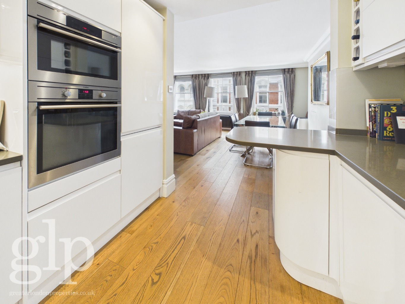 3 Bedroom Apartment, Garrick Street, London, WC2E