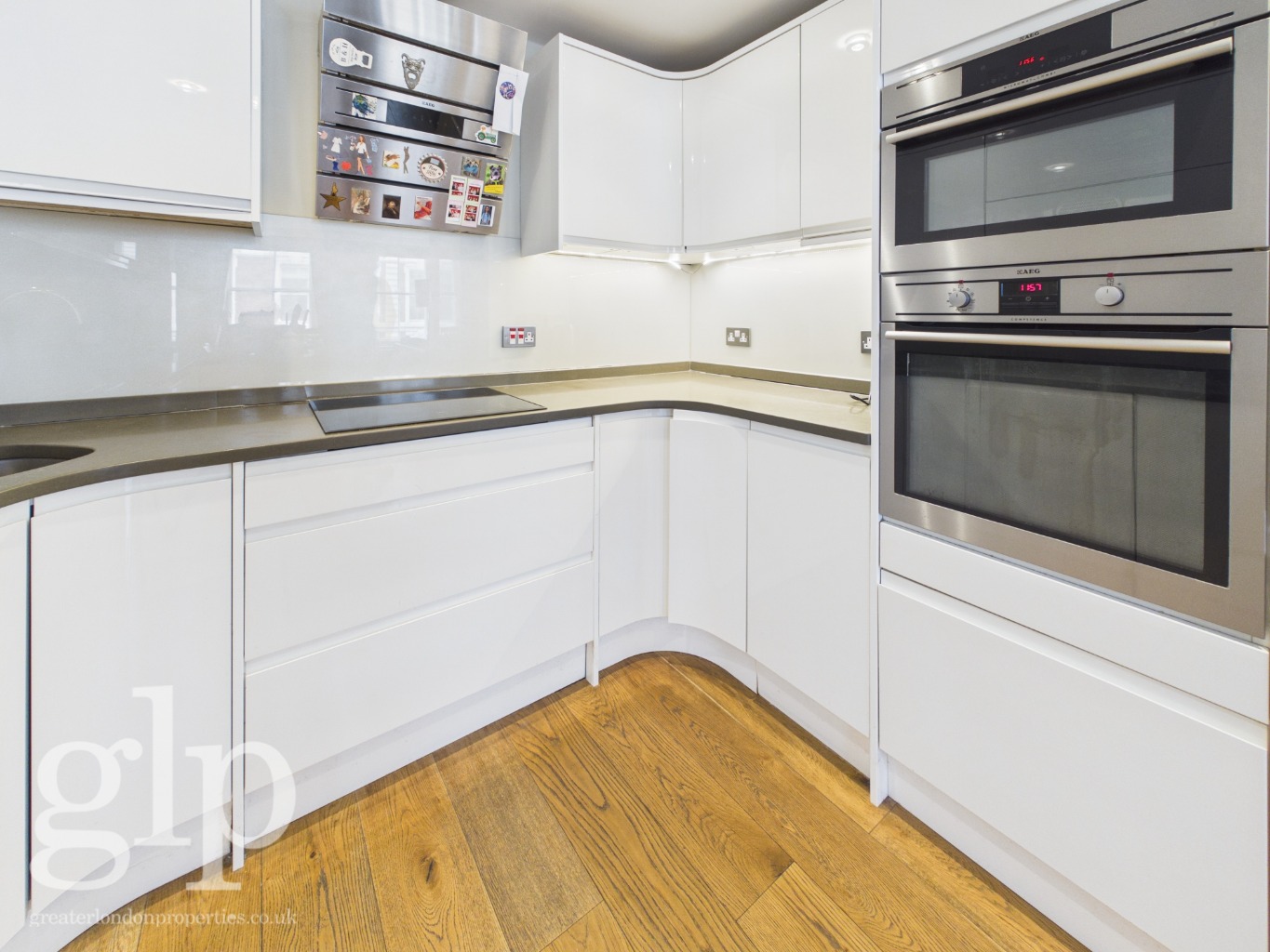 3 Bedroom Apartment, Garrick Street, London, WC2E
