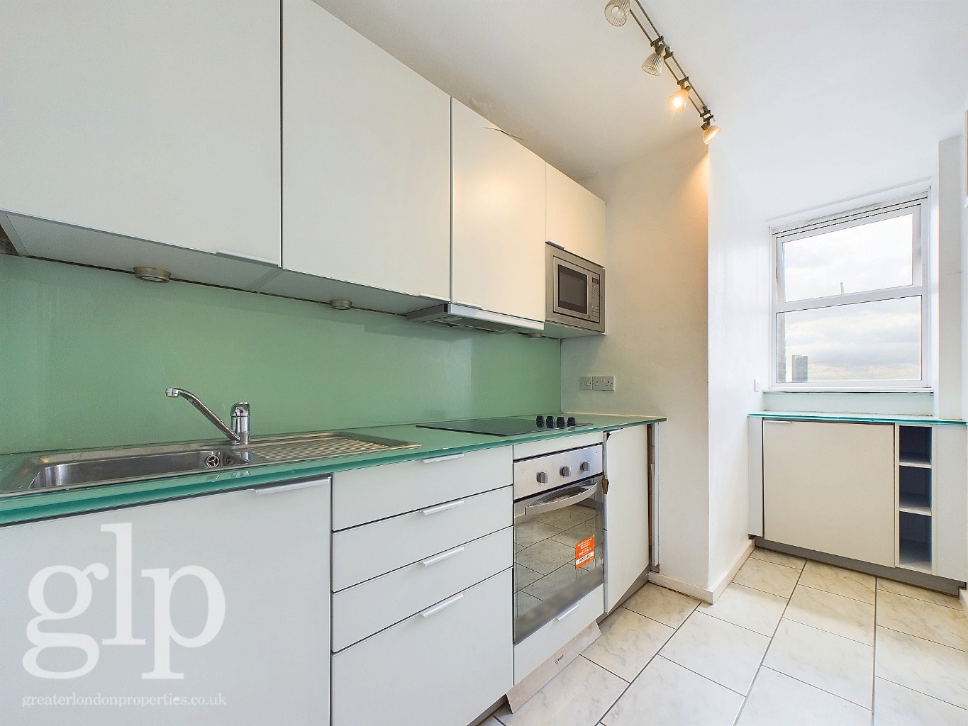 1 Bedroom Apartment, Winter Garden House, 2 Macklin Street, London,  WC2B