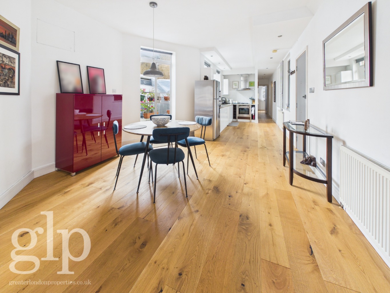 2 Bedroom Flat, Archer Street Soho