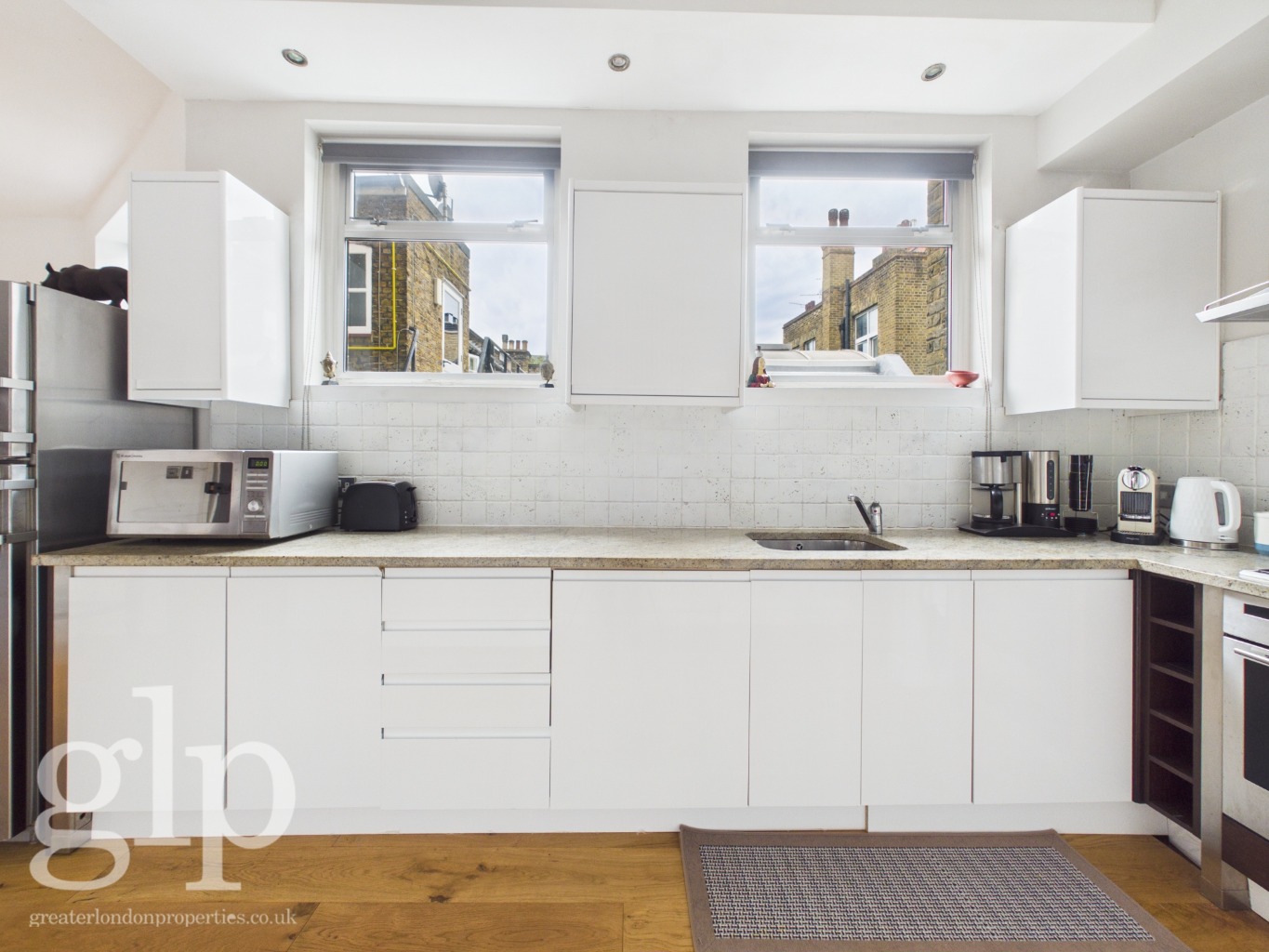 2 Bedroom Flat, Archer Street Soho