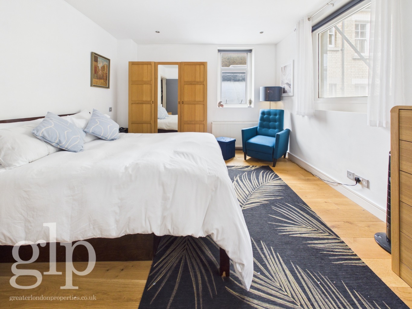 2 Bedroom Flat, Archer Street Soho