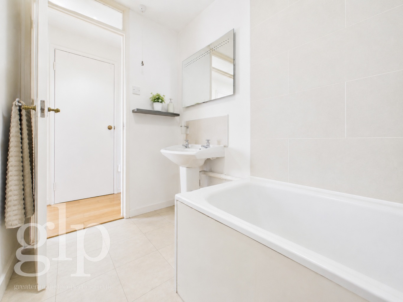 1 Bedroom Apartment, Cooper House, 90 Whitecross Street, London,  EC1Y