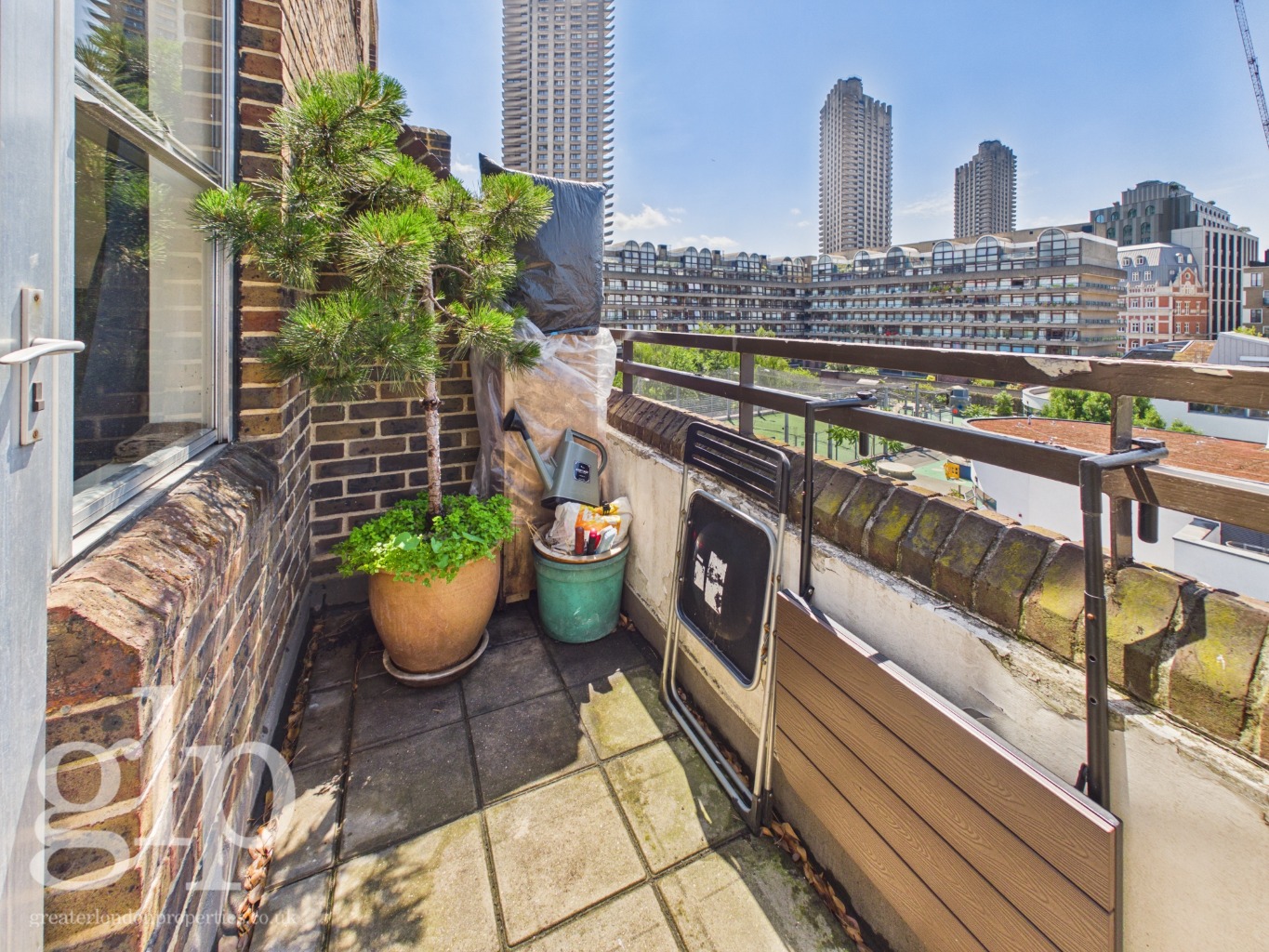 1 Bedroom Apartment, Cooper House, 90 Whitecross Street, London,  EC1Y