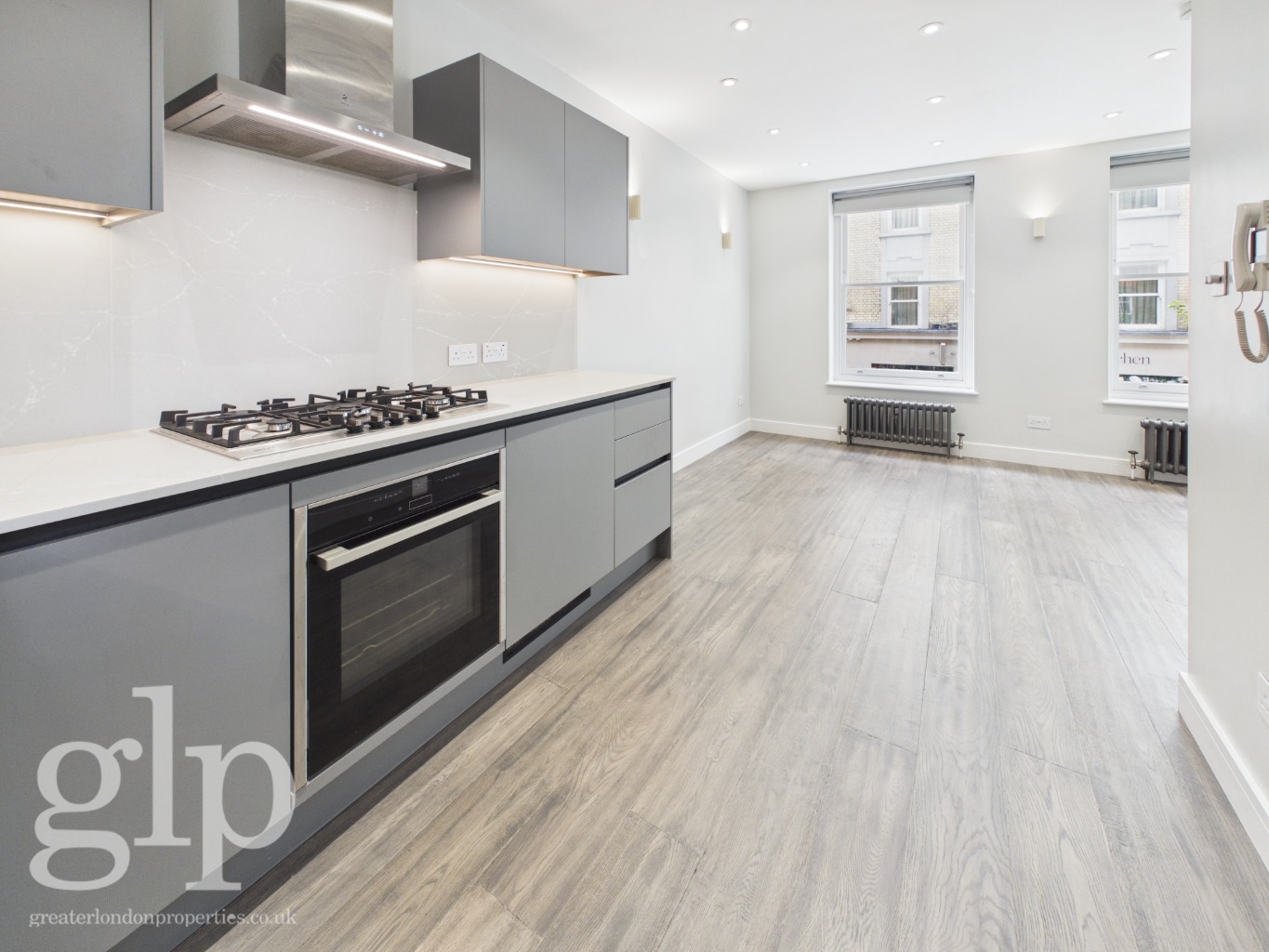 2 Bedroom Town House, Monmouth Street, Covent Garden, WC2H