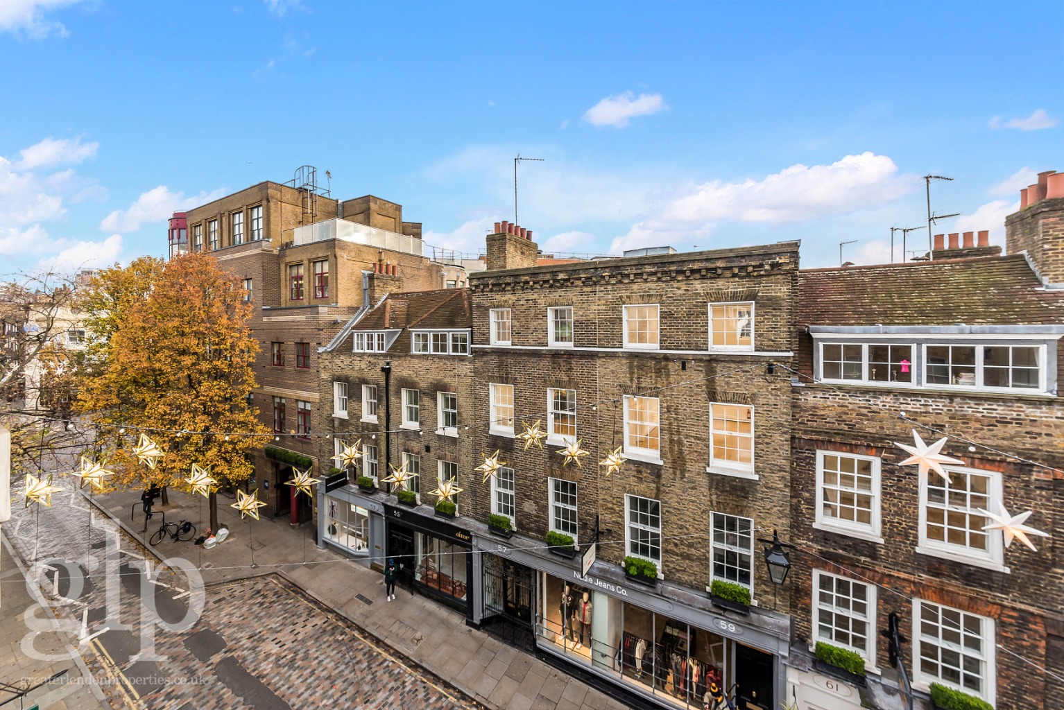 1 Bedroom Apartment, Monmouth Street, Covent Garden, WC2H