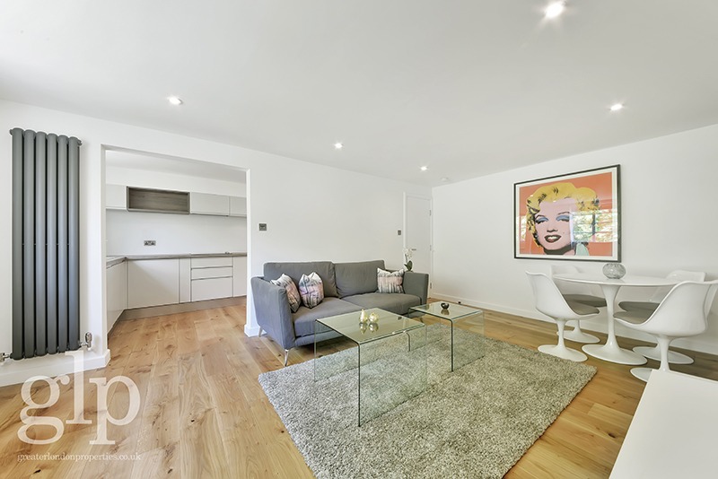1 Bedroom Apartment, Sussex Gardens, Hyde Park. London, W2