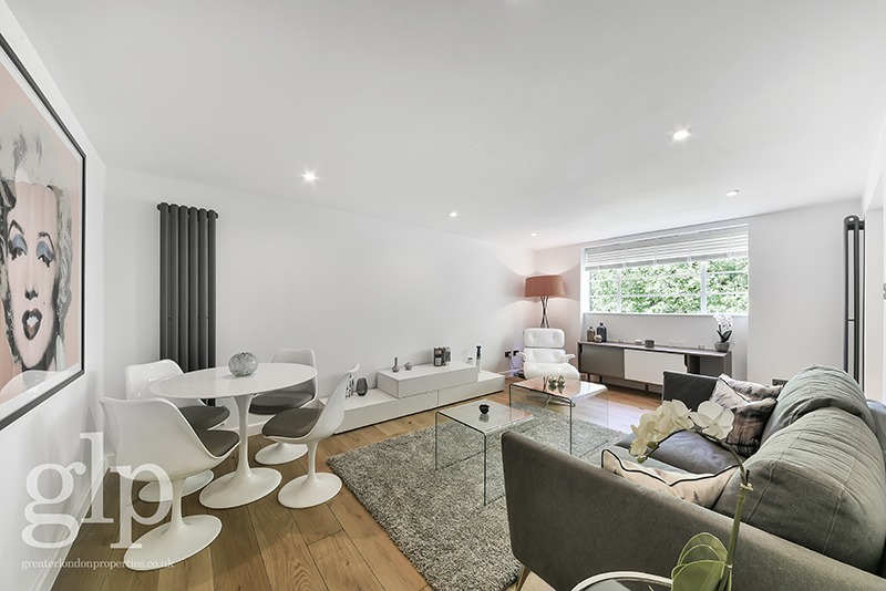 1 Bedroom Apartment, Sussex Gardens, Hyde Park. London, W2