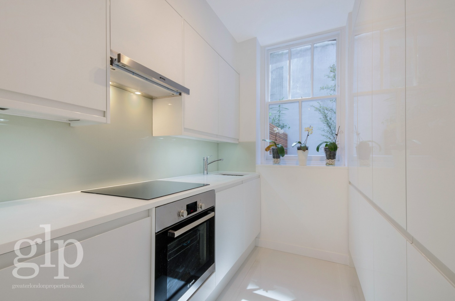 1 Bedroom Apartment, Riding House Street, Fitzrovia,  W1W