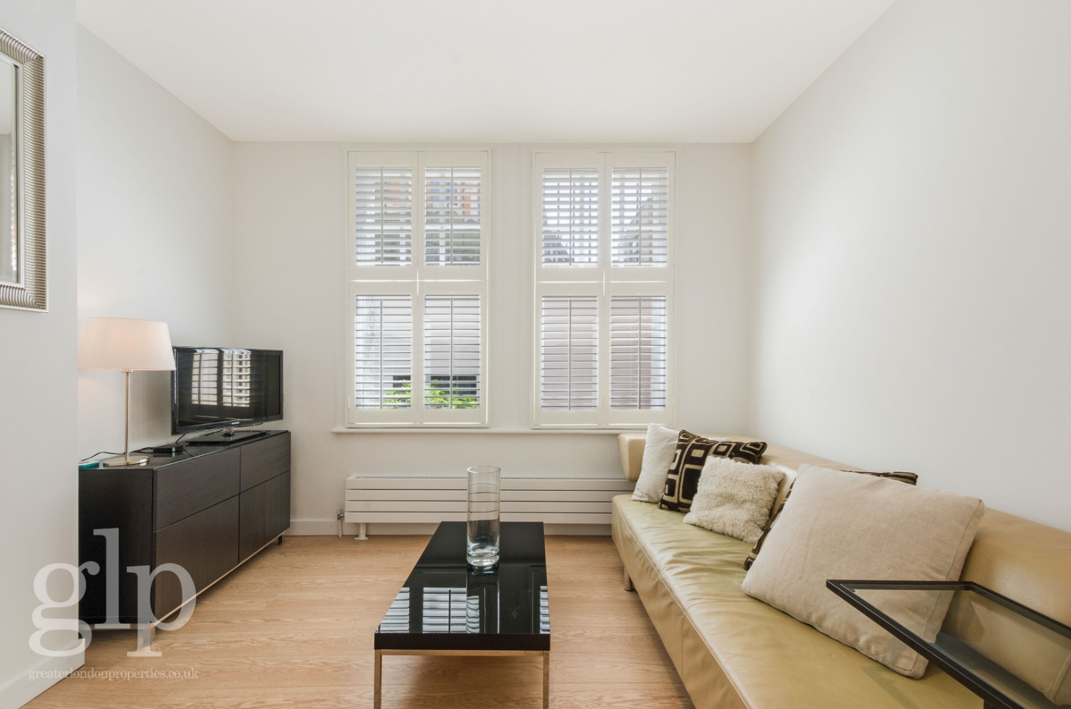 1 Bedroom Apartment, Riding House Street, Fitzrovia,  W1W