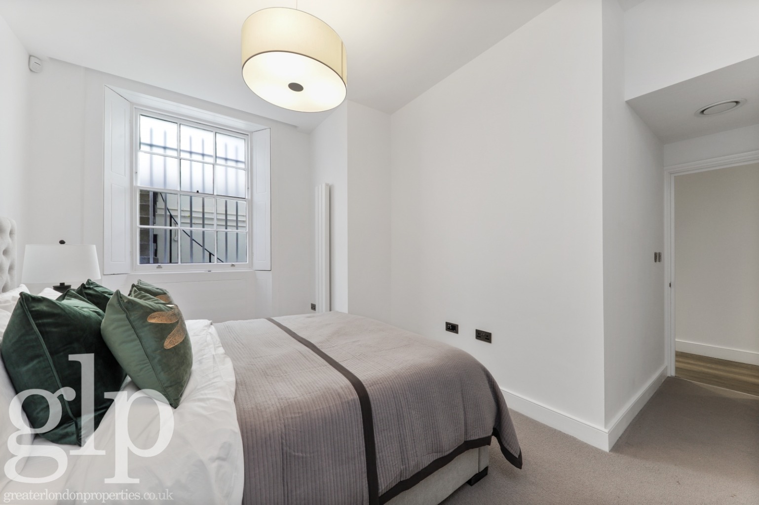2 Bedroom Apartment, Clarendon House, Strathearn Place, W2