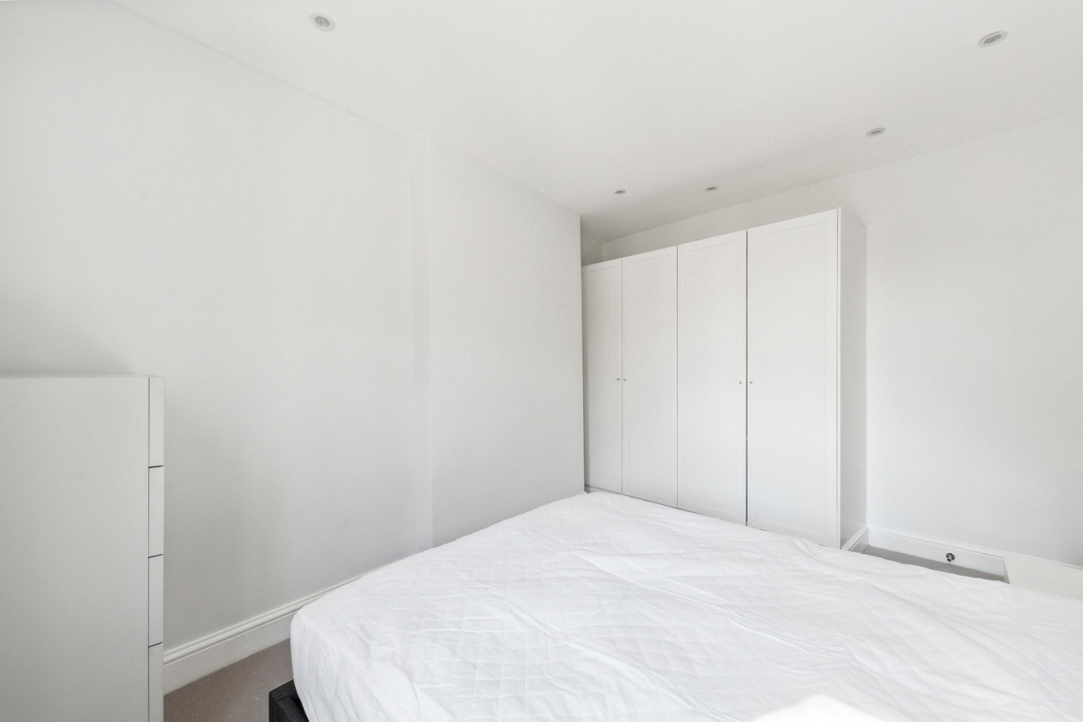 1 Bedroom Apartment, Connaught Street, Hyde Park, W2