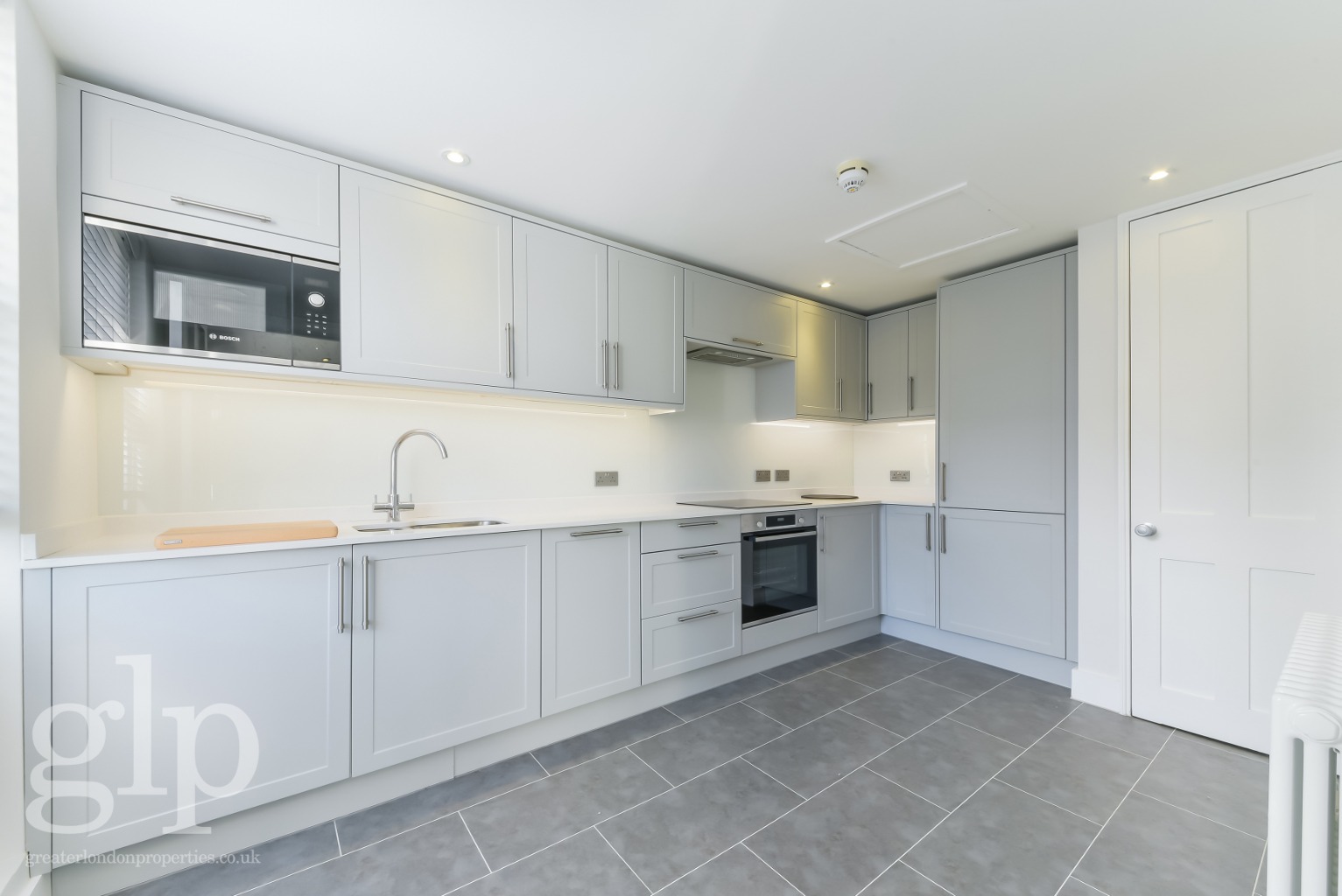 2 Bedroom Apartment, Bedford Place,  Bloomsbury, WC1B