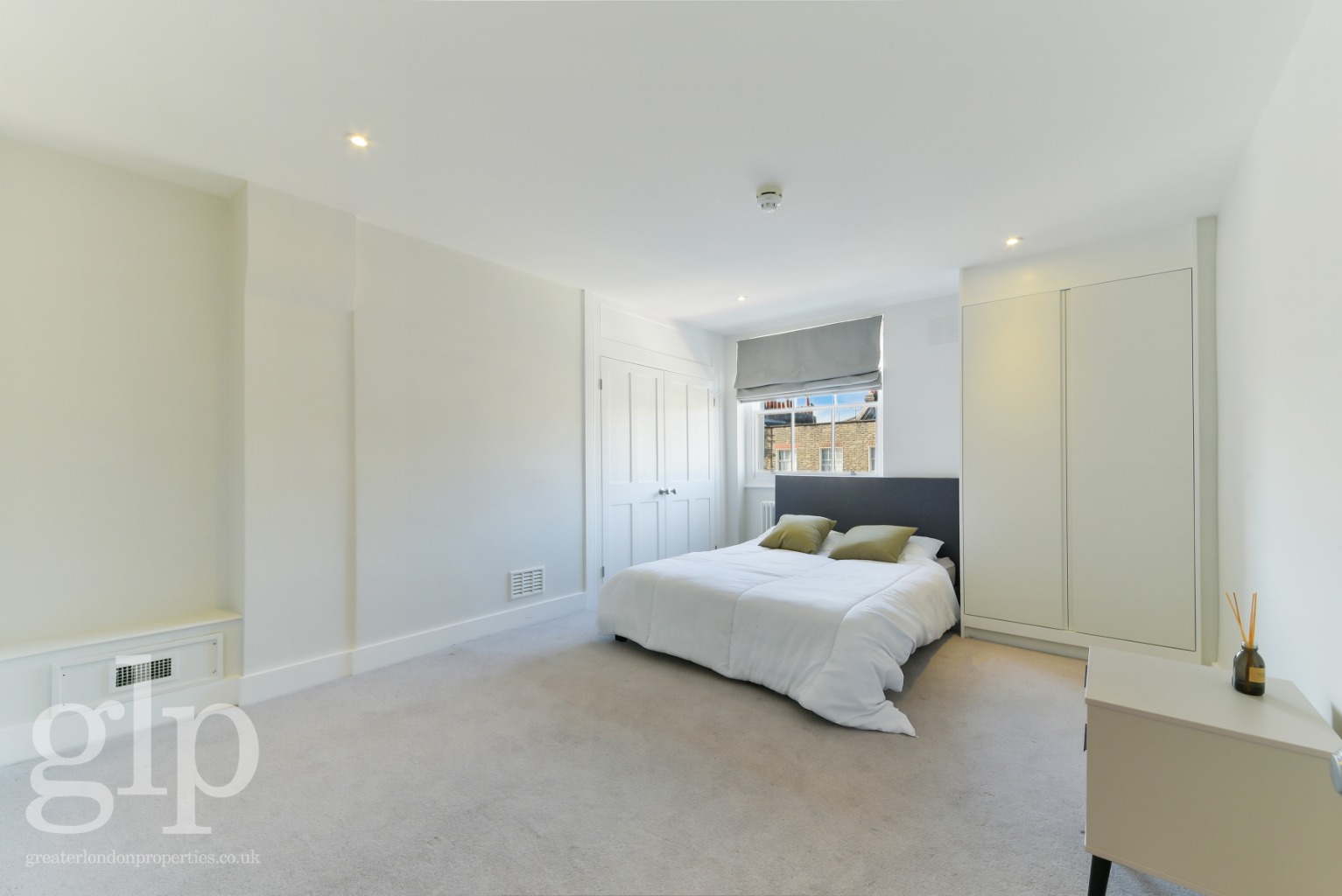 2 Bedroom Apartment, Bedford Place,  Bloomsbury, WC1B