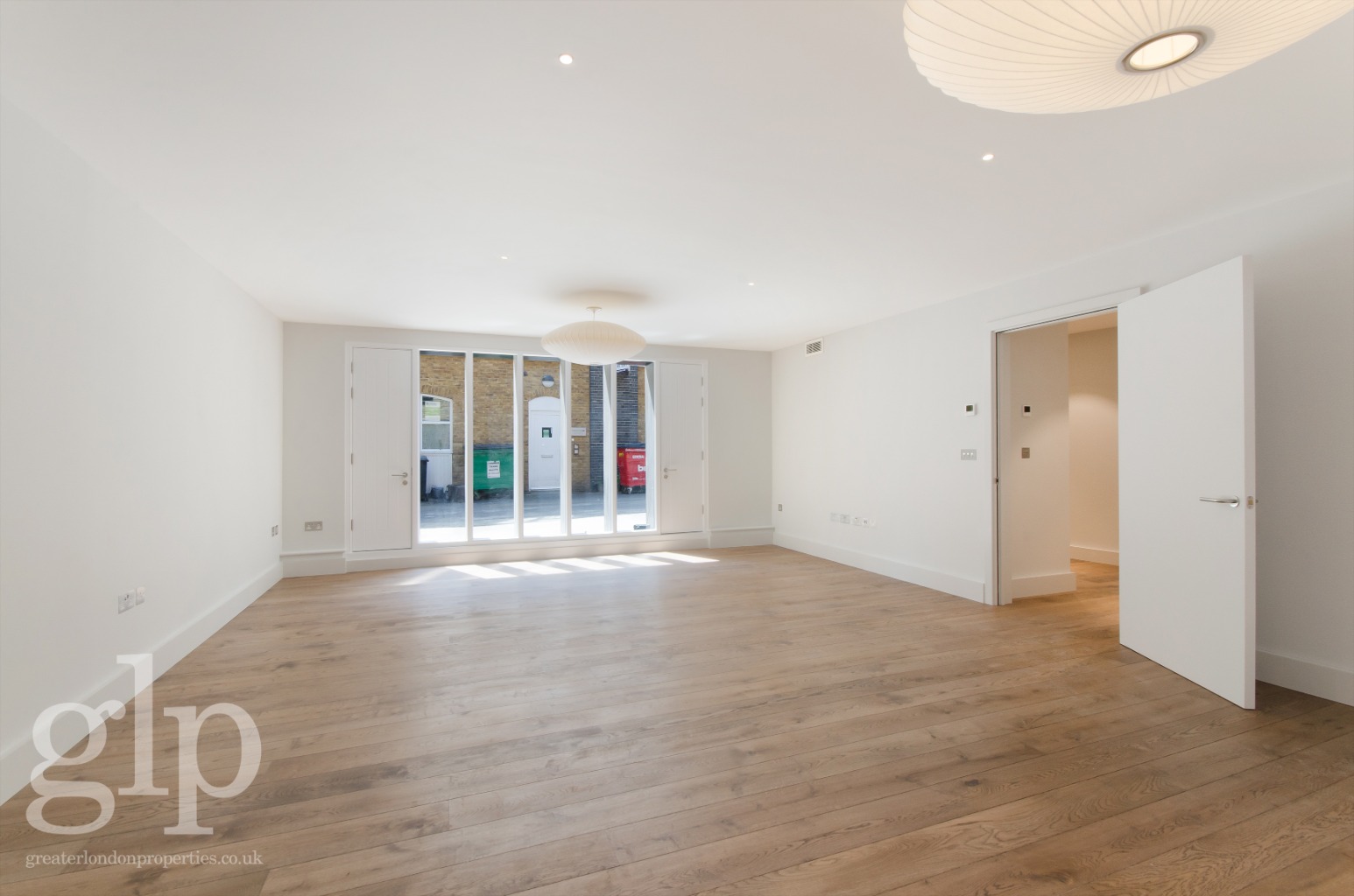 3 Bedroom Terraced, Long Yard, London, Greater London, WC1N