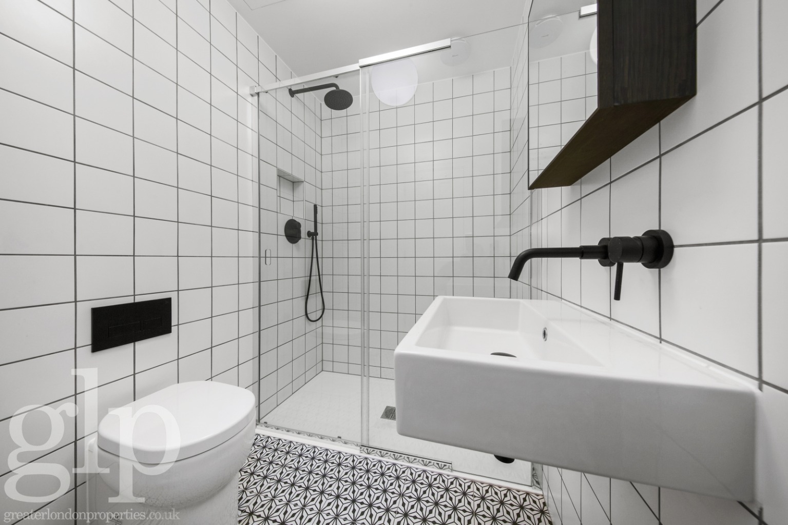 2 Bedroom Apartment, Lisle Street, Covent Garden, WC2H