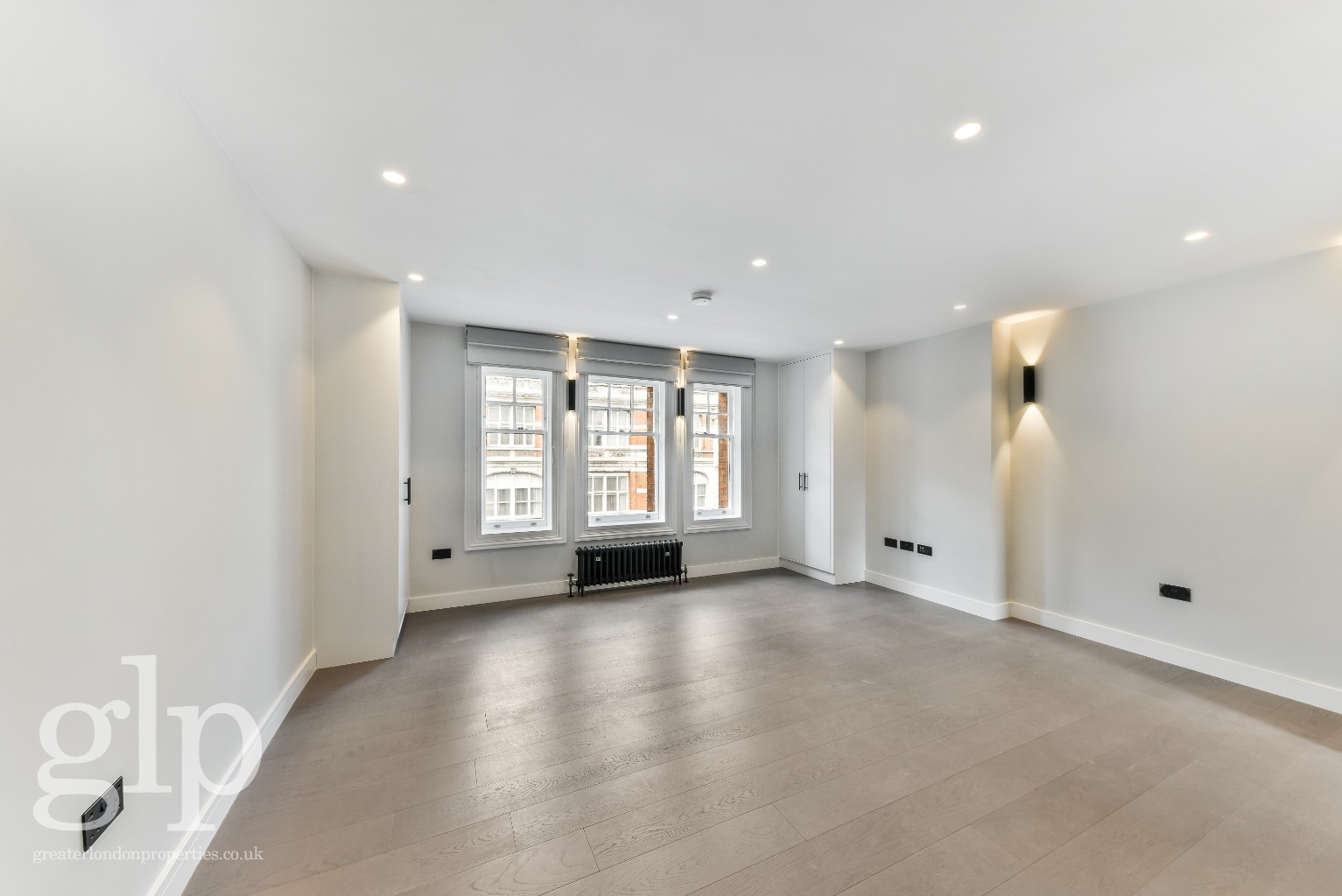 Apartment, Shaftesbury Avenue,  Soho, W1D 6ND