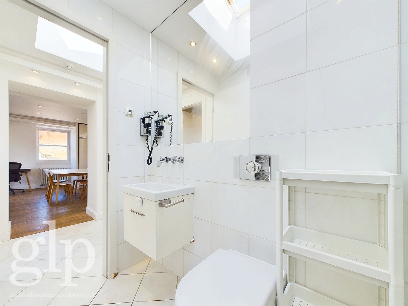 1 Bedroom Apartment, Carlisle Street Soho