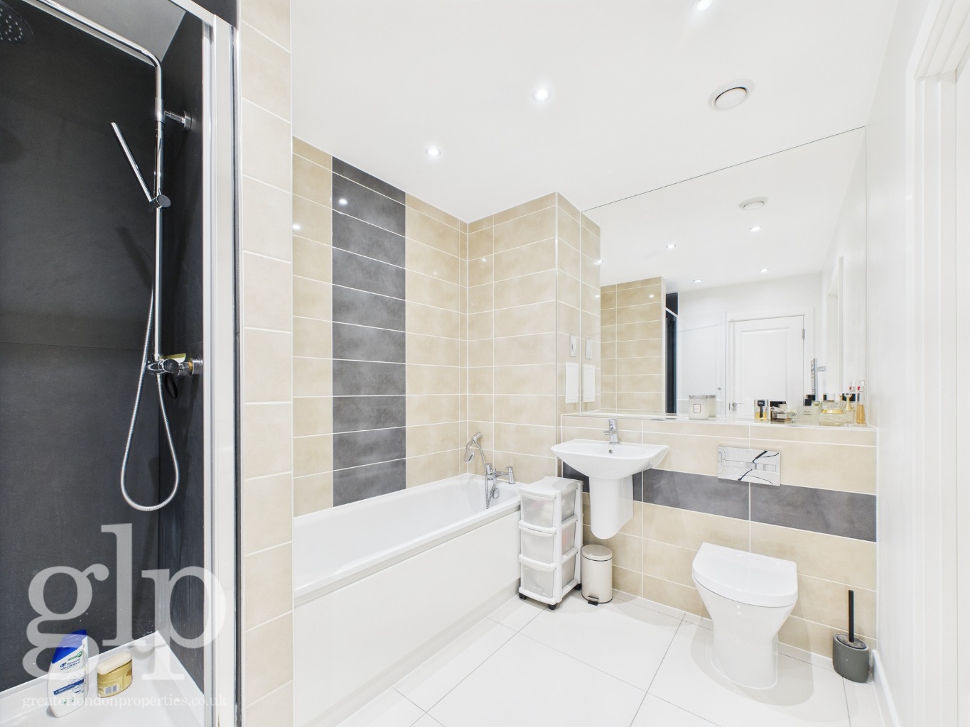 2 Bedroom Apartment, Eagle Heights, Tottenham Hale, N17