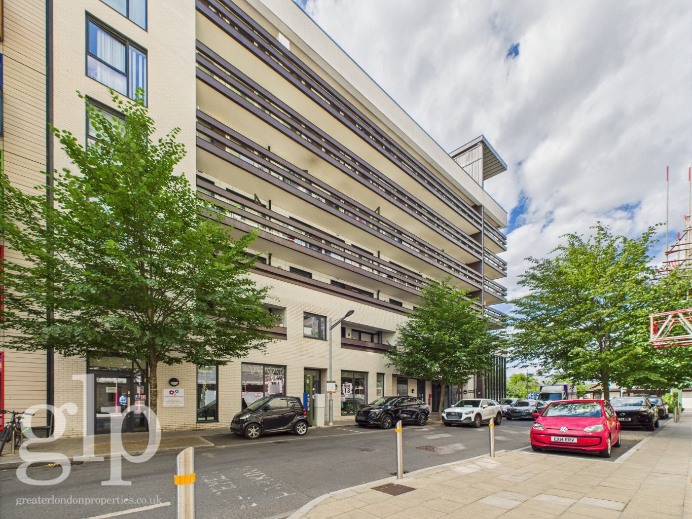2 Bedroom Apartment, Eagle Heights, Tottenham Hale, N17