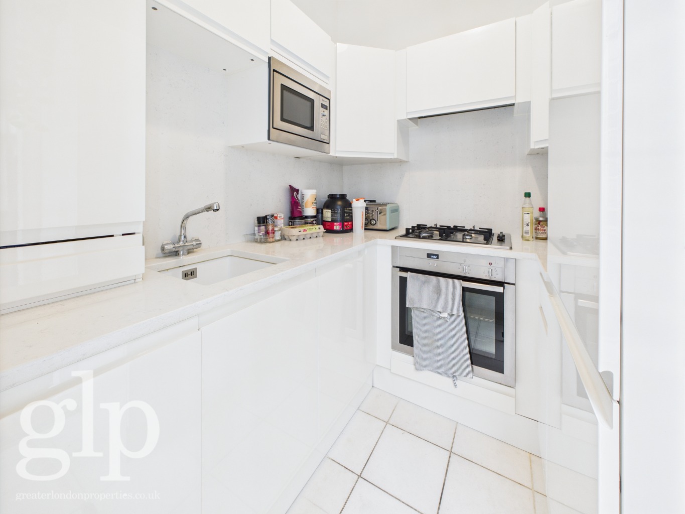 1 Bedroom Apartment, Lamb’s Conduit Passage, Bloomsbury, WC1R