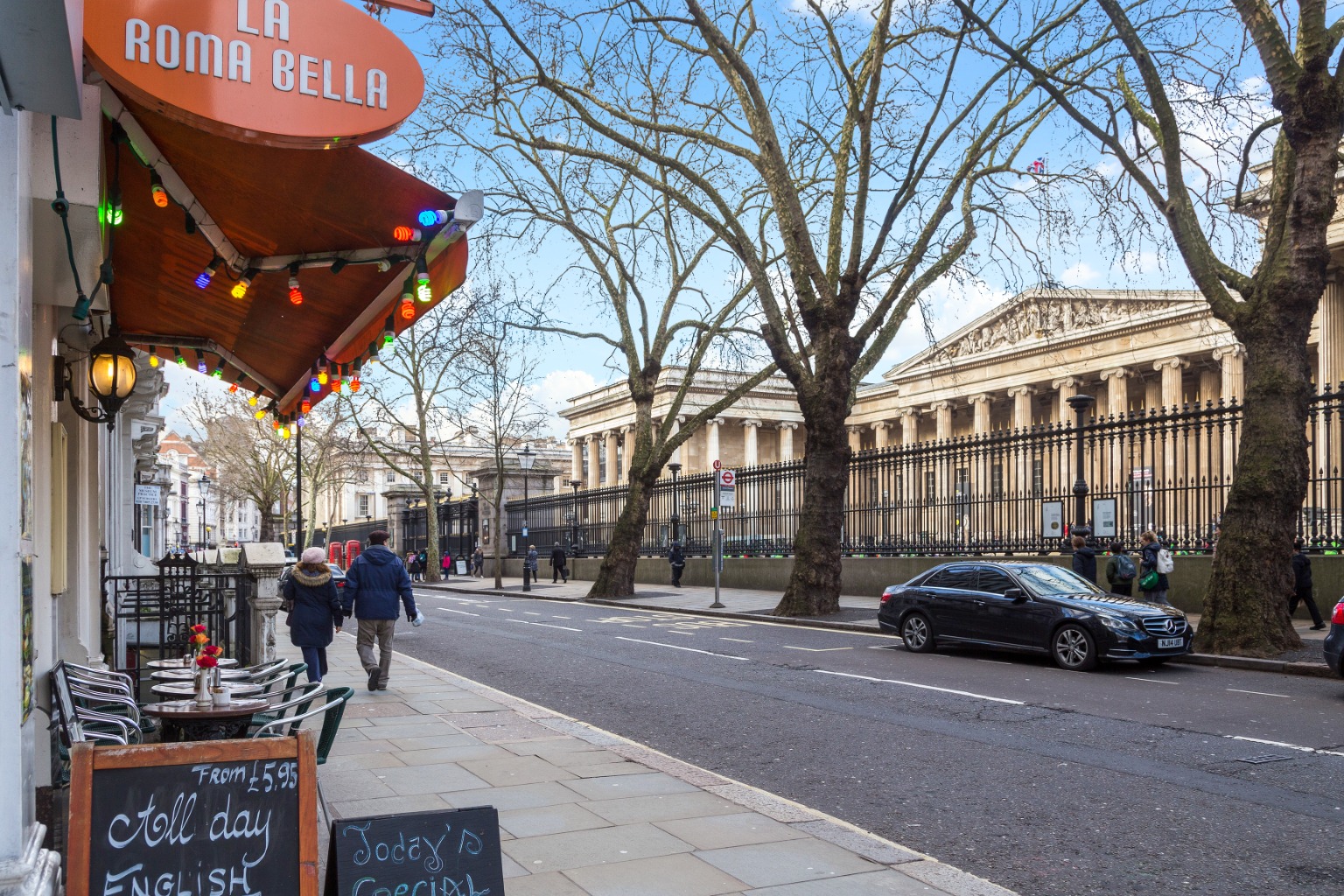 1 Bedroom Apartment, Lamb’s Conduit Passage, Bloomsbury, WC1R