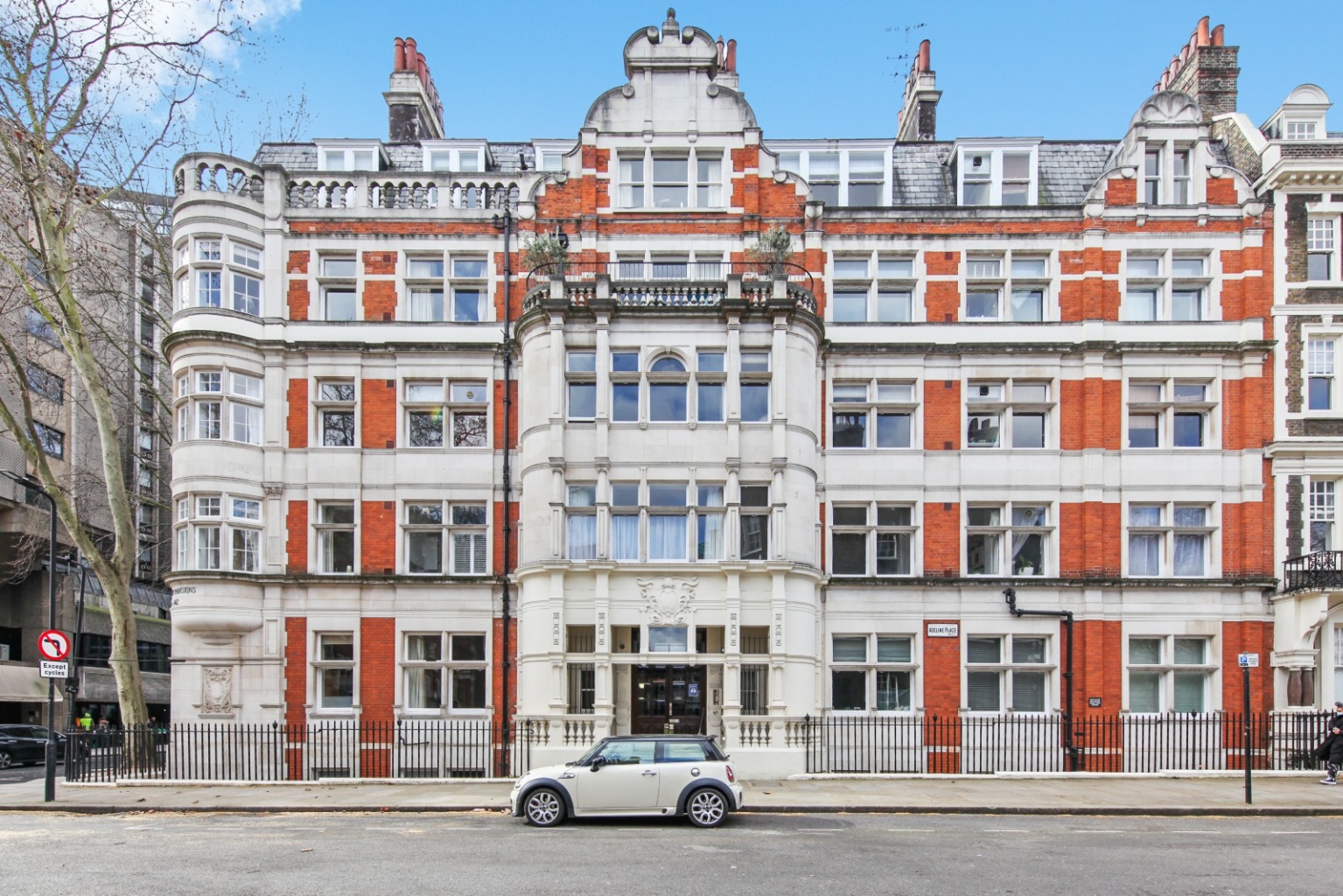1 Bedroom Apartment, Bedford Court Mansions, Bloomsbury, WC1B
