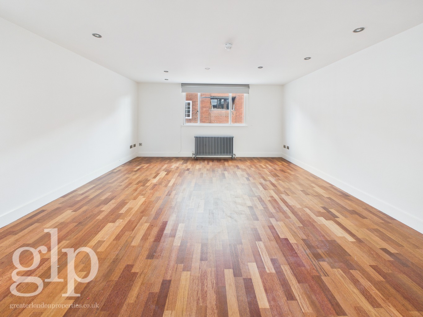 2 Bedroom Penthouse, Earlham Street, Covent Garden,  WC2H