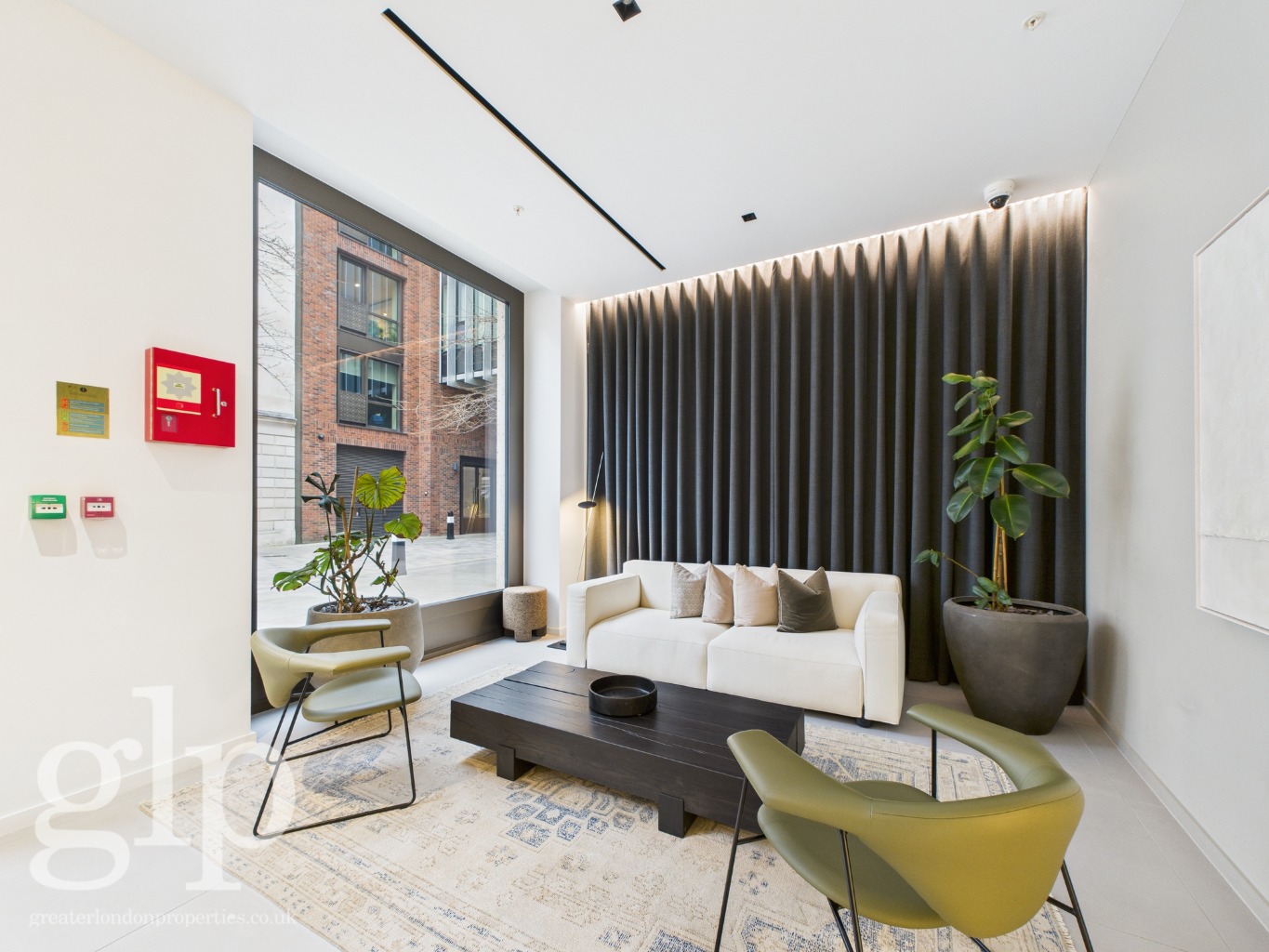 2 Bedroom Apartment, Percivall House, 64 Bartholomew Close, London, EC1A