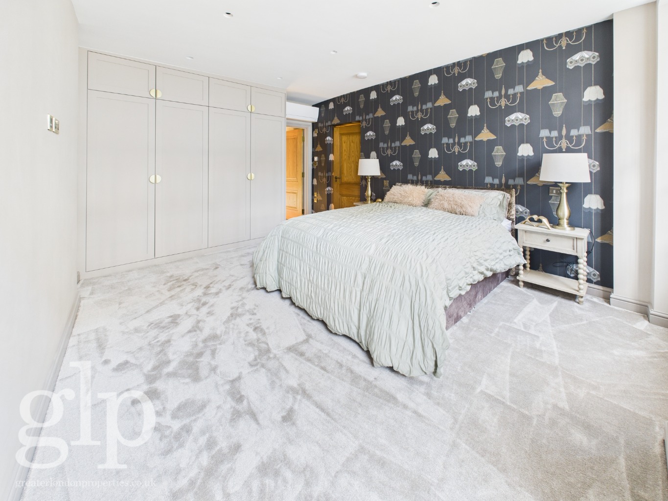 4 Bedroom Apartment, John Street, London, Greater London, WC1N